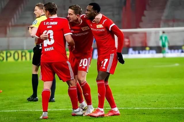 卡塞米罗达成曼联生涯100场里程碑 15球9助+2冠